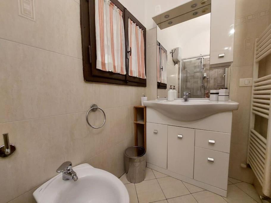 Laura Apartment In The Heart Of Florence Exterior photo